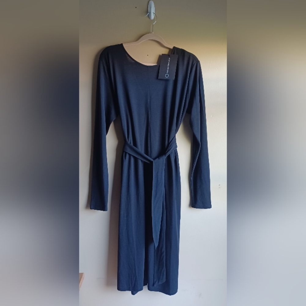 Elegant Black Midi Dress
